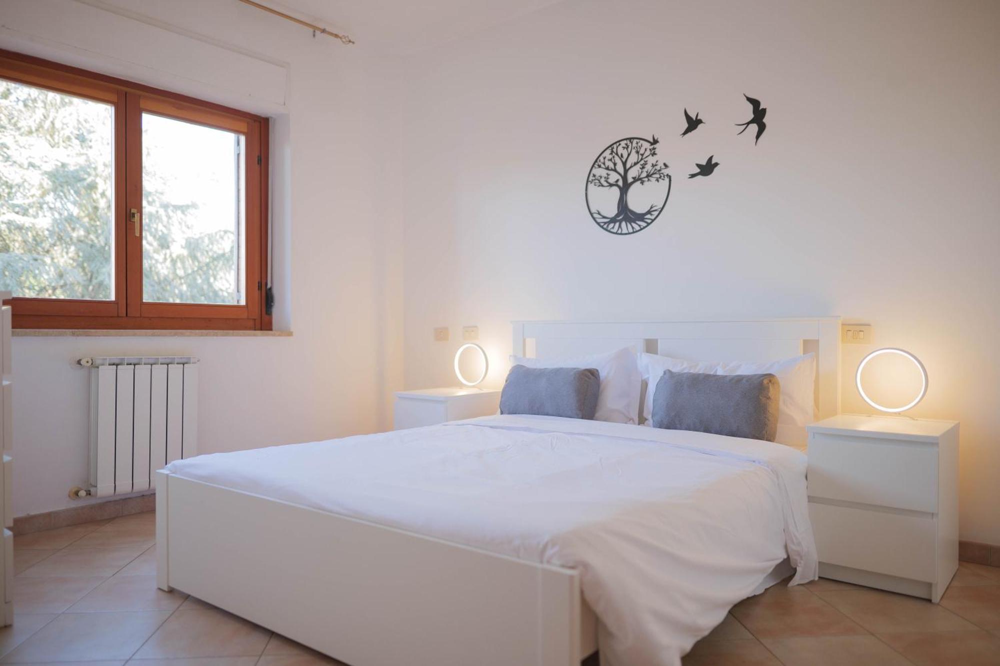 Casa Ghandi Vicino A Roma Con Box Auto E Wi-Fi Monterotondo  Bagian luar foto
